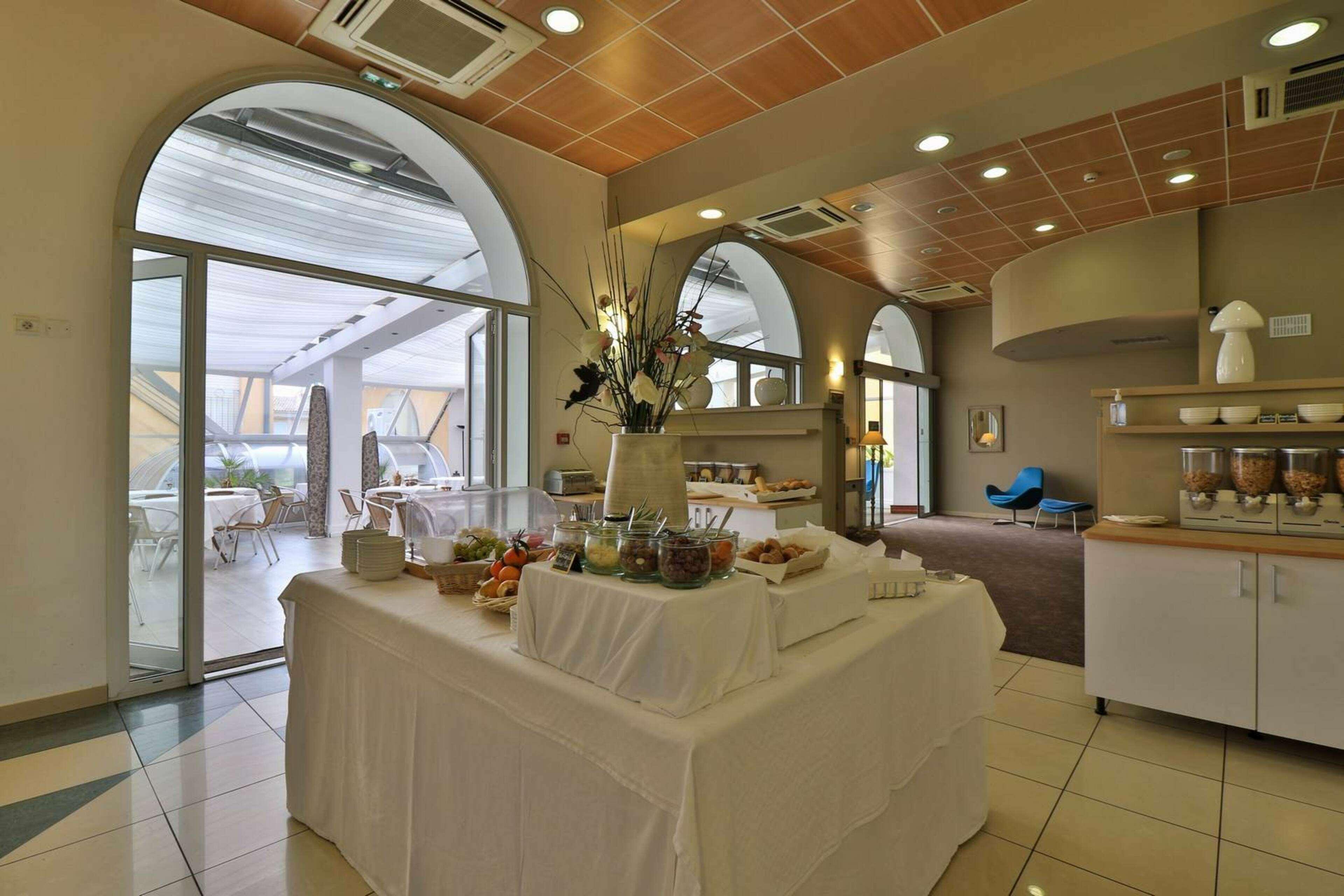 Hotel Sanary, Soleil Et Jardin - Renovation Hiver 2024-25 Exteriér fotografie